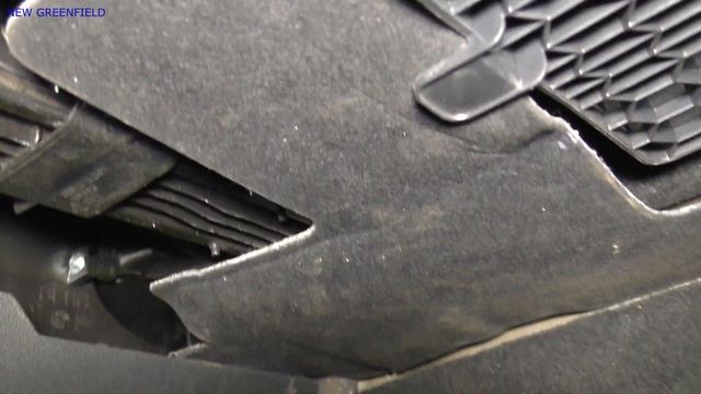 SKODA Rapid Как заменить салонный фильтр.Смотреть по делу с 2:14мин.