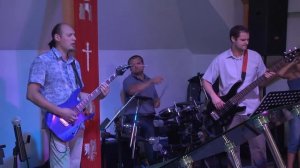 Слава Тебе и величие (Группа хвалы церкви "Живая вера")