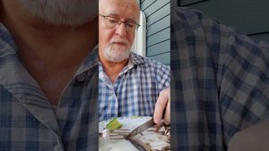 Как кильку пряного посола ножом и вилкой есть. #Deboning&eating salted #sprat or #anchovy (#килька)