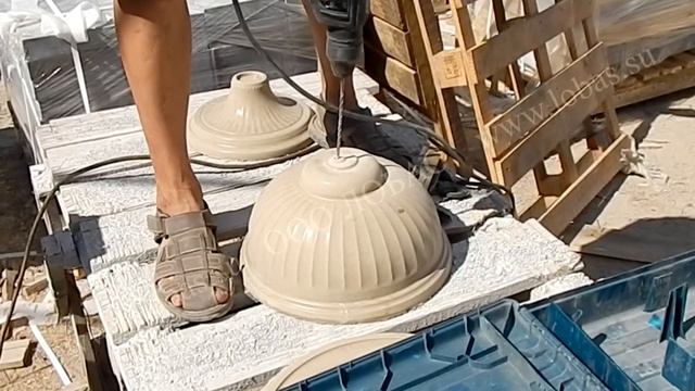 Технология изготовления бетонных вазонов и уличных цветников. Открой своё производство.