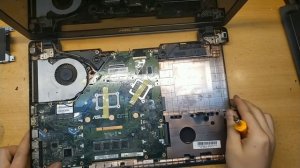 Асус x552/x550 разборка и чистка. Asus x552 как разобрать.