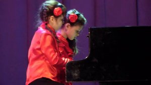 Гурова Алина и Семенцова Яна, фортепиано, дуэт, Г. Свиридов - Пастораль