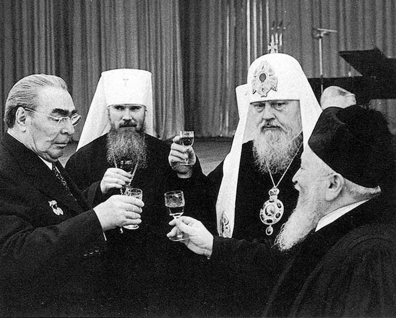 Церковь после правления Хрущева по Празднование Тысячелетия Крещения Руси