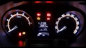 LADA GRANTA FL Сколько горит красная лампа давления масла в двигателе при запуске