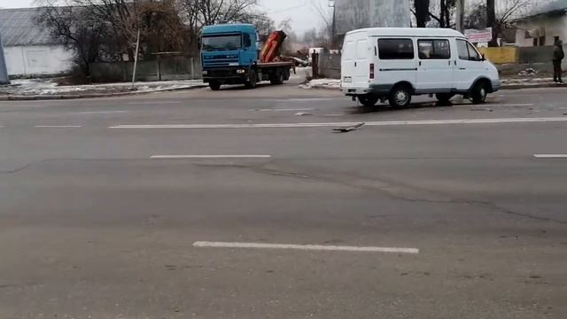 Виновны которые не пропустил скорую помощь на перекрёстке Запомнить этот номер смотреть онлайн