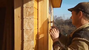 Выравниваем стену из бруса