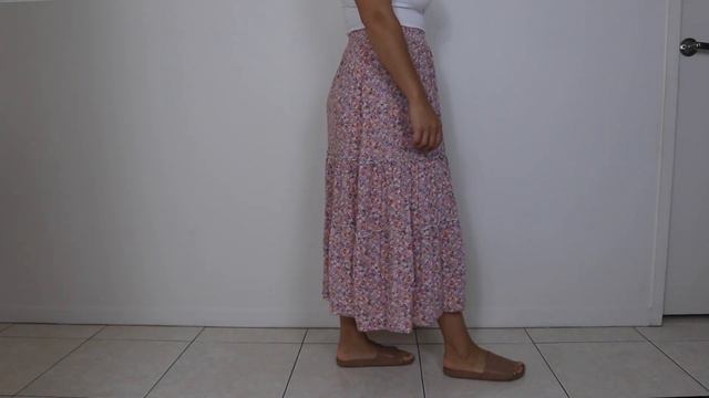 2024 Capsule Wardrobe Essentials: Stylish & Functional Post-Partum Outfits You'll Love смотреть онлайн