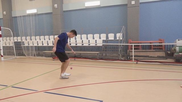 ФУТБОЛЬНЫЙ ФРИСТАЙЛ С ЁЛОЧНОЙ ИГРУШКОЙ - НОВОГОДНИЙ ЧЕЛЛЕНДЖ смотреть онлайн