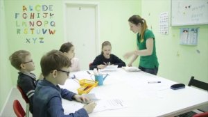 Английский язык для детей 10 -11 лет. Занятие в языковом центре Полиглотики