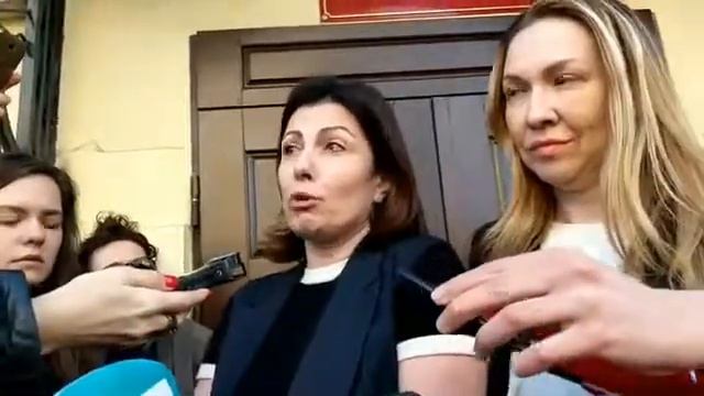 Ксения Карпинская дает комментарий по поводу дела Малобродского смотреть онлайн