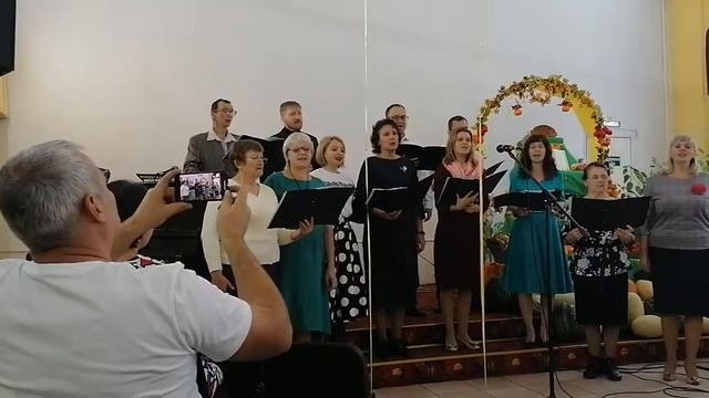 Христианская песня- Гимны радостно звучат