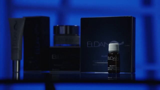 Эссенция с гиалуроновой кислотой серии "Premium Ialuron Treatment" смотреть онлайн