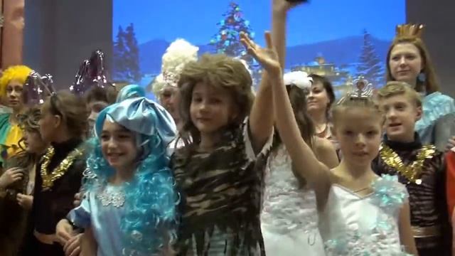 Новый год в начальной школе (школа 422, Перово) смотреть онлайн