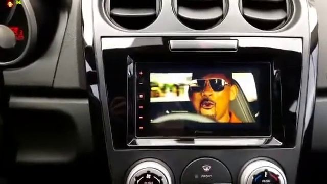 Онлайн видео на экране ГУ Pioneer с помощью AV адаптера смотреть онлайн