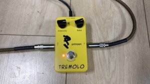 Amoon Tremolo - педаль для гитары с эффектом тремоло.