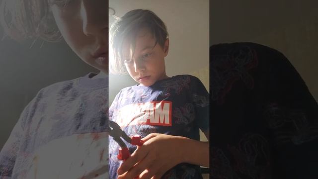 как сделать пирсинг из скрепки)) смотреть онлайн