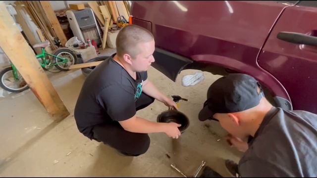 ЧИНИЛ-СЛОМАЛ | РОЛЛС РОЙС В 20 ЛЕТ | НЕ ЛЕЗЬ ПОКА РАБОТАЕТ смотреть онлайн