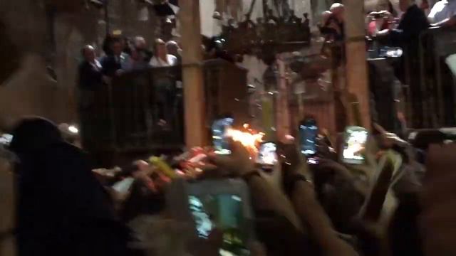 #Пасха #Иерусалим #БлагодатныйОгонь смотреть онлайн