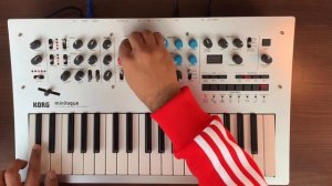 Korg Minilogue : Multi Timbral, Groove-box Motion Recorded Sequence patch No. 2