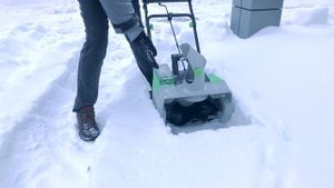НОВИНКА СЕЗОНА! Тестируем снегоуборщик аккумуляторный бесщеточный RedVerg RD-SB36-460BL/U