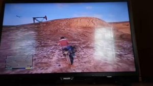 Делаю заднее сальто на мотоцикле в гта5 на PS3