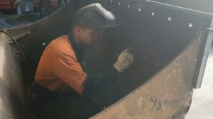 Repair DAMAGED Tilt Bucket for 30T CAT Excavator | Welding & Arc Gouging