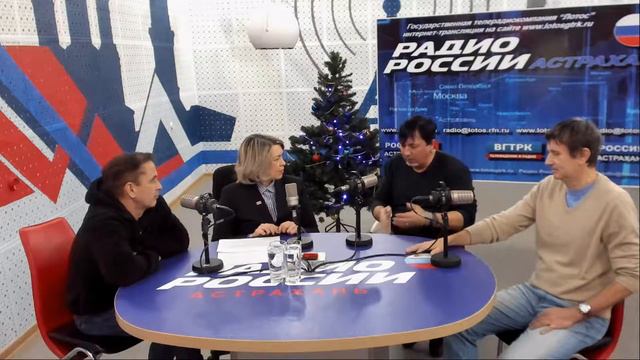 Малыш и Карлсон в Астраханском драмтеатре смотреть онлайн