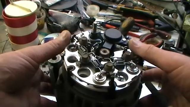 Автомобильный генератор. Как увеличить напряжение..mp4 смотреть онлайн