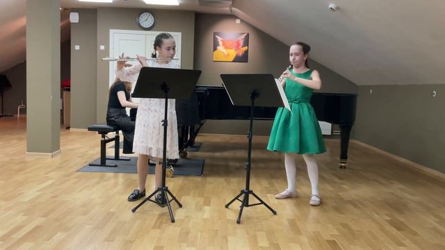 Ж. Ибер. 2 интерлюдии смотреть онлайн