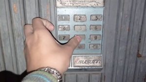 Очень старый домофон Визит (замочно-переговорное устройство).