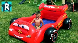 МОЛНИЯ МАКВИН БАССЕЙН с Орбиз Lightning McQueen cars for kids Summer Fun Шарики с Водой Pool Games