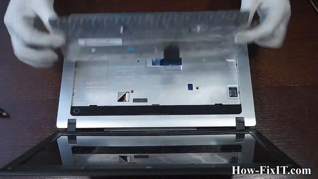 How to replace keyboard on Samsung RV408, RV410 laptop смотреть онлайн