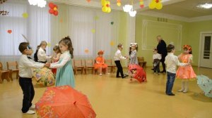 Задорный танец с зонтиками Праздник Осени в детском саду Разновозрастная группа