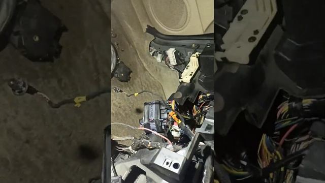 Mazda Axela замена моторчик печки праворукая смотреть онлайн