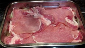 Свинина под сыром и майонезом. Вкусно готовим.