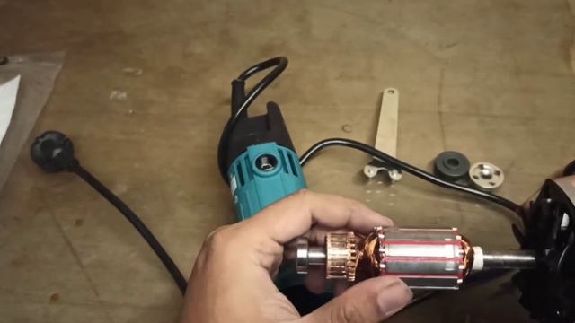 gurinda grinda gerinda tangan MAILtank murah смотреть онлайн