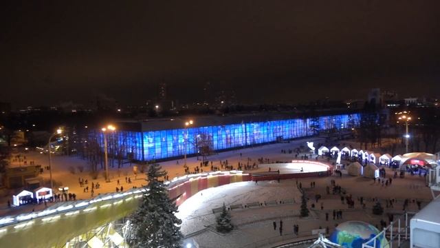 Самая высокая тюбинговая горка Москвы на ВДНХ смотреть онлайн