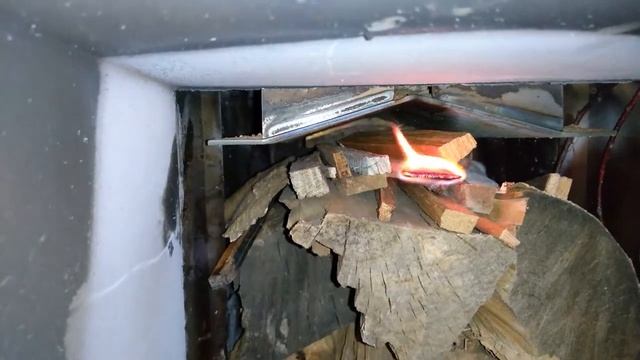 Монтаж банной печи Ферингер Малютка в простой русской бане