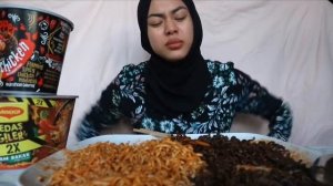 GHOST PEPPER NOODLES VS MAGGI PEDAS GILER 2x CHALLENGE | EATING SHOW