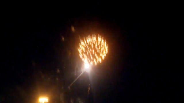 Салют в День Города 18 июля 2014. (Каменск-Уральский) смотреть онлайн