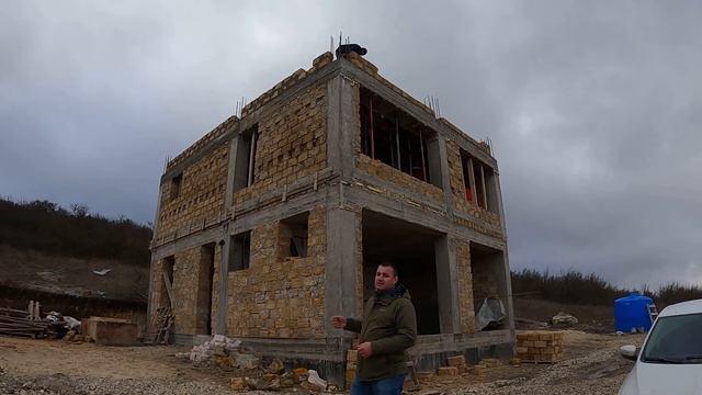 Дом из ракушечника с видом на море. Стены в два этажа. Монолитное перекрытие.#крым #построитьдом 