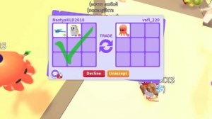 ПРОКАЧАЛА ИНВЕНТАРЬ ПОДПИСЧИЦЫ!😱с НУЛЯ до ПРО в АДОПТ МИ! ПОЛУЧИЛА...🤯 Adopt Me Roblox!