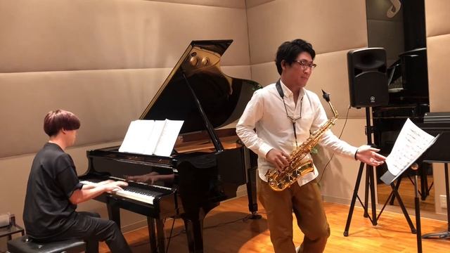 【島村楽器ららぽーと甲子園店】『R.Molinelli/Four pictures from New YorkⅡ.Tango Club』演奏：サックス科講師 上馬場啓介 смотреть онлайн