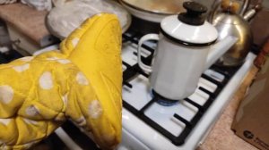 Как сделать окопную свечу.