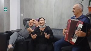 Зухра Абдулвахидова Аварская Народная песня на гармошке (Новинка 2023).(🎶🎤🎵).