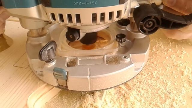 Фрезерование и сборка маленького стульчика, milling small wooden chair смотреть онлайн