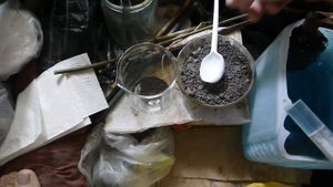 Делаем самодельную серную кислоту для извлечения золота из шлиха.