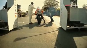 безбашеные гонки на мото остров мен