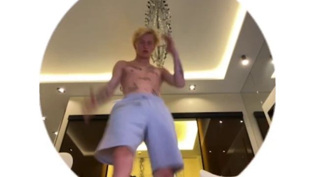 отправь это видео, тому с кем это сделаешь ✊? смотреть онлайн