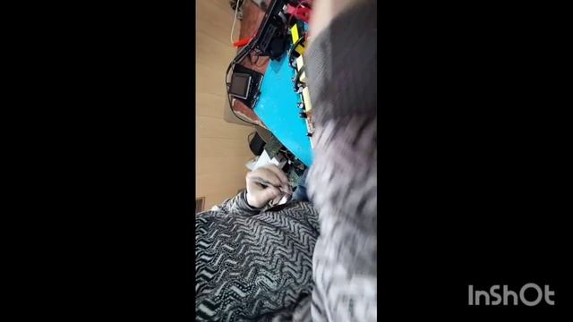 ремонт інвертора не мае на виході 220 смотреть онлайн